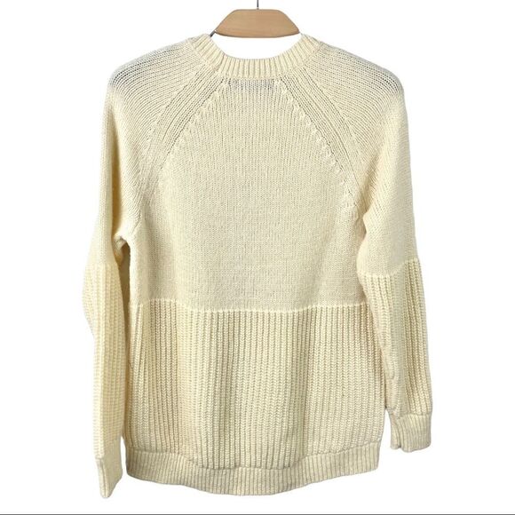 Banana Republic Cream Knit Italian Yarn Crewneck Sweater Size L - Picture 3 of 7